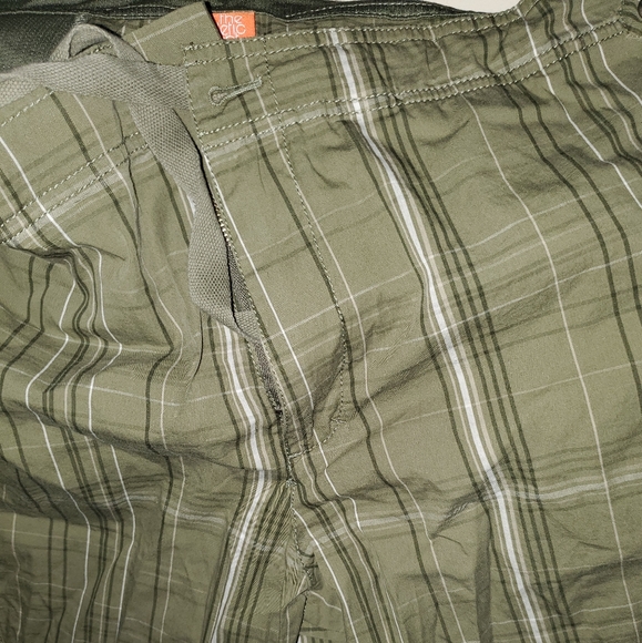 Nike mens shorts new w/tag xl green - Picture 1 of 9